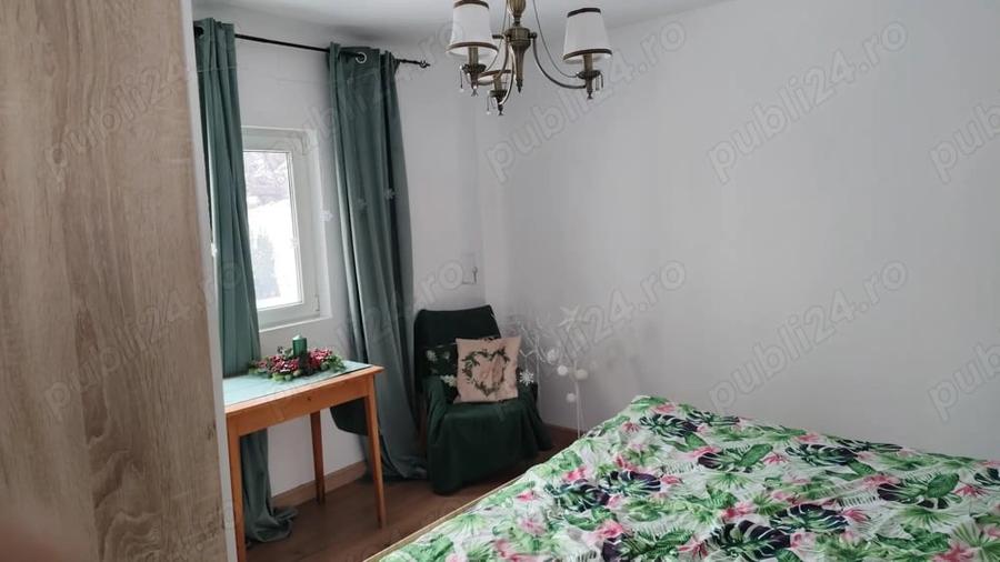 Casă cu 4 camere cu Teren 215 Mp în Haltă