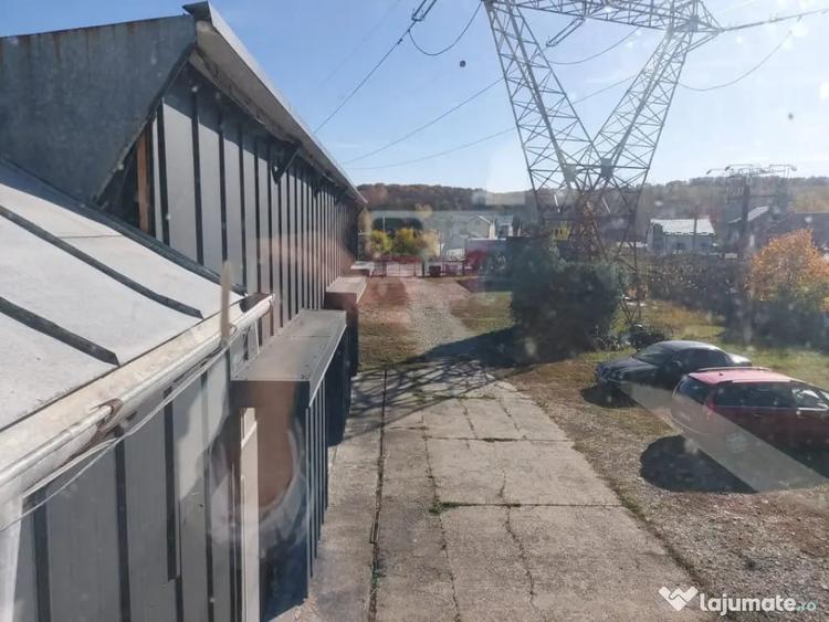 Spațiu comercial, de 250 mp, în Bascov
