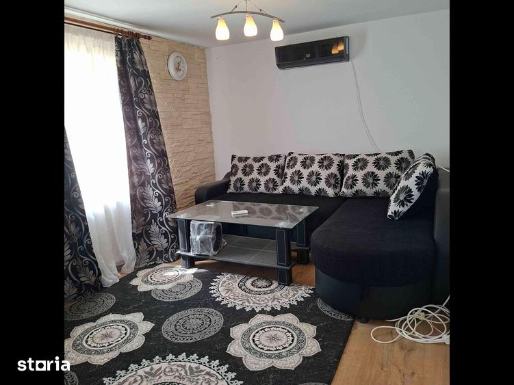 Casă cu 3 camere cu Teren 714 Mp în Șimnicu de Sus