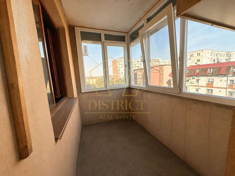Apartament cu 3 camere decomandat în Olimpia-Stadion