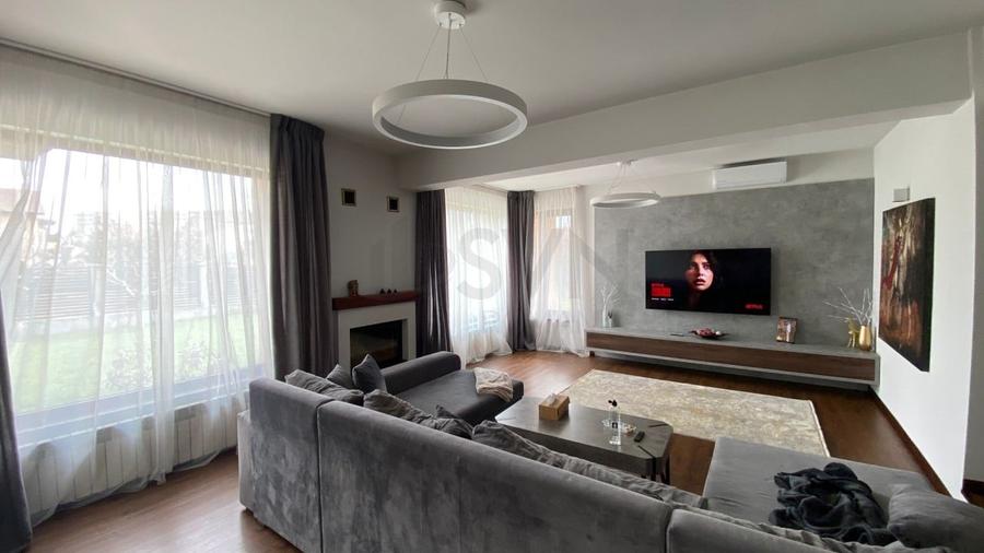 Casă individuală cu 5 camere cu Canalizare în Păcii
