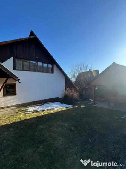 Casă cu 4 camere cu Teren 1000 Mp în Firiza