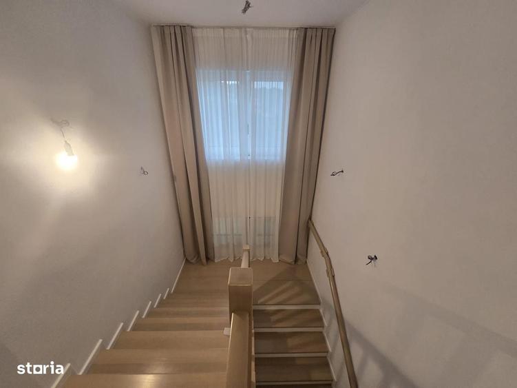 Casă cu 4 camere cu Teren 1239 Mp în Central