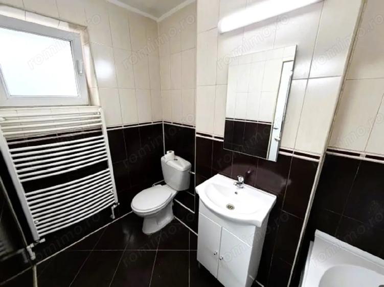 Apartament cu 3 camere decomandat în Nicolae Titulescu