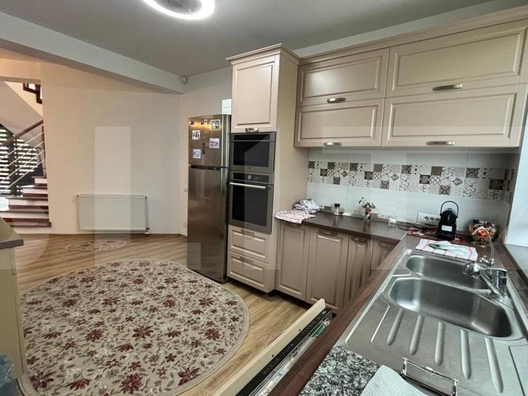 Spațiu comercial, de 365 mp, în Băiceni