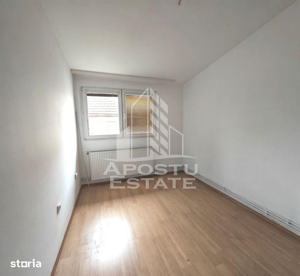 Apartament cu 2 camere decomandat în Circumvalațiunii
