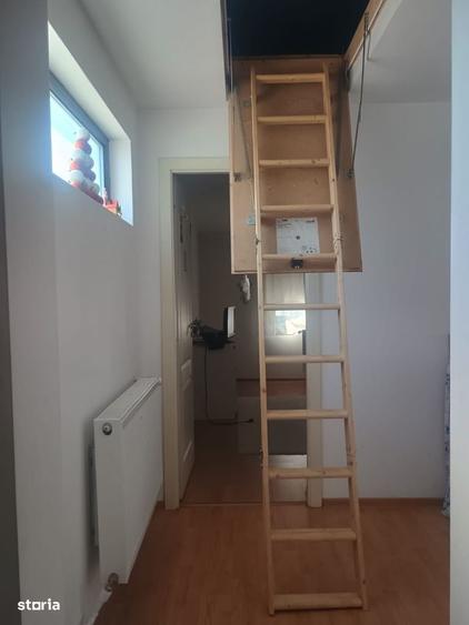 Casă cu 4 camere cu Teren 945 Mp în Central