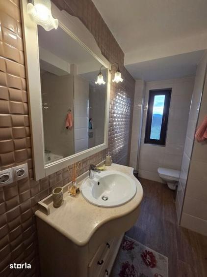 Apartament cu 3 camere în Valea Aurie