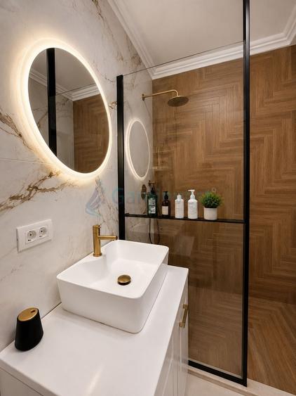 Apartament cu 3 camere decomandat în Cantemir