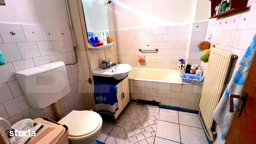 Apartament cu 4 camere decomandat în Central