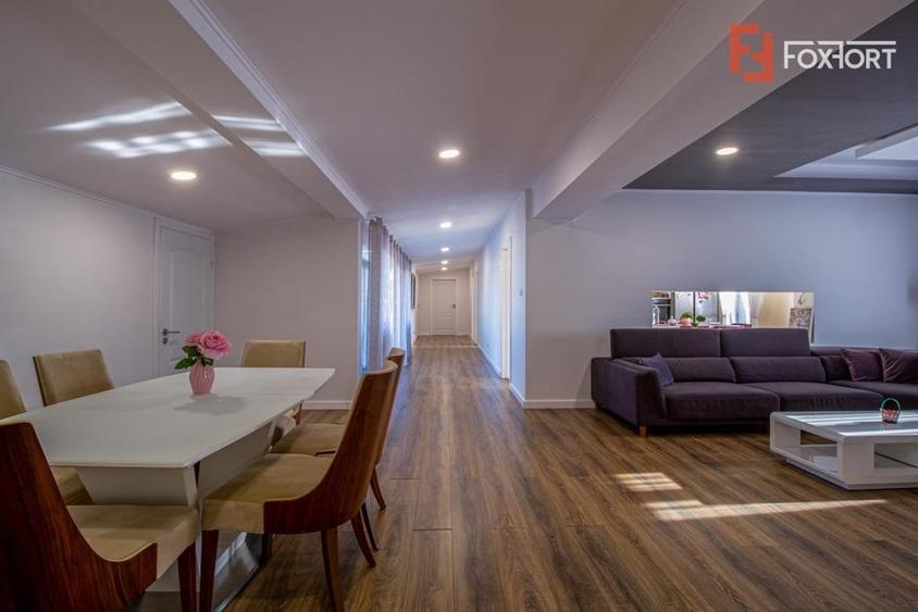 Casă individuală cu 3 camere cu Teren 705 Mp în Carani