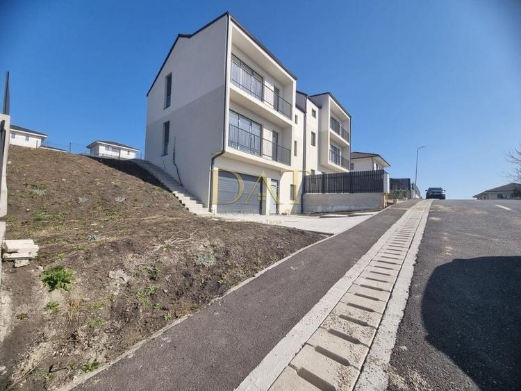 Duplex cu garaj si priveliste | in Chinteni | zona Profi - 1
