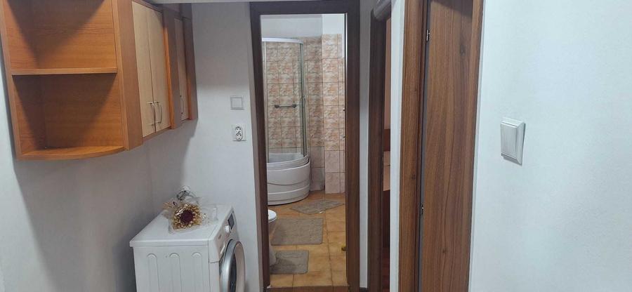 Apartament cu 3 camere decomandat în Brâncoveanu