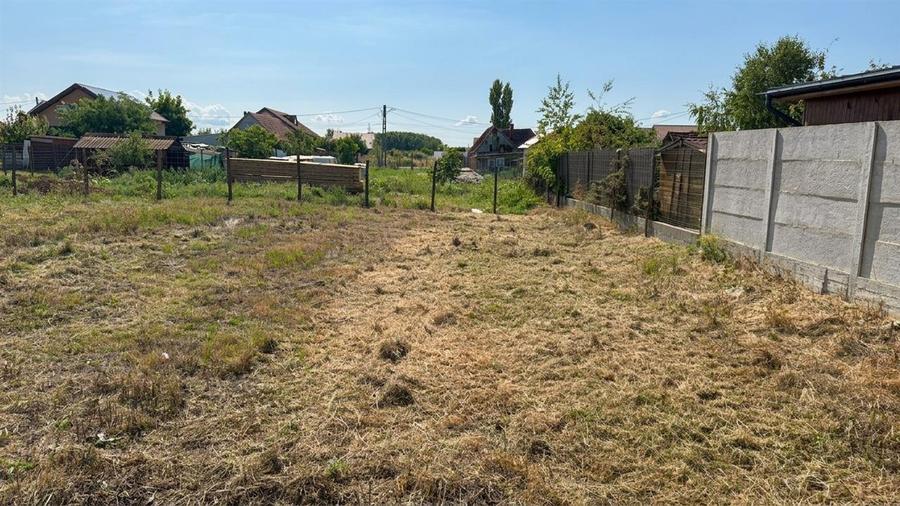 Teren intravilan de 609 mp, în Biharia