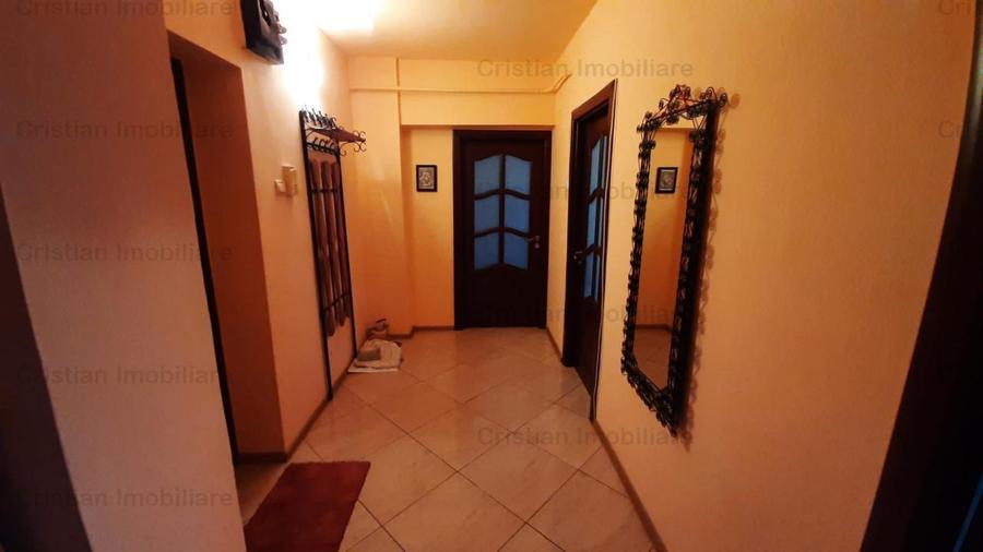 Ultracentral 2 cam Mobilat si Utilat Bloc cu lift Independentei - 8