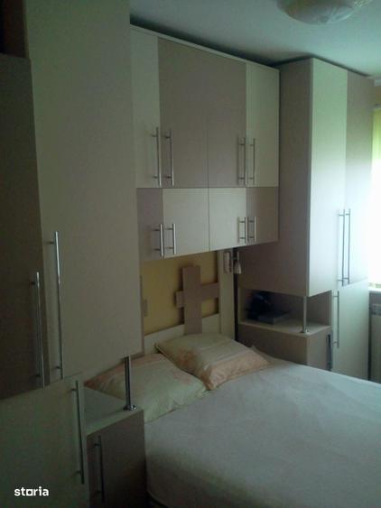 Apartament cu 3 camere decomandat în Dacia