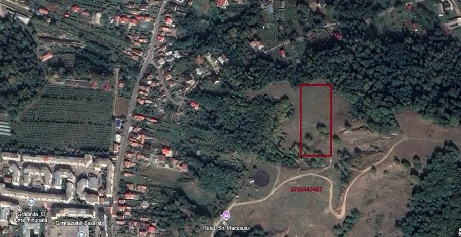 Teren de 5000 mp, în Central