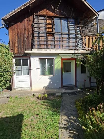 Casă cu 3 camere în Central