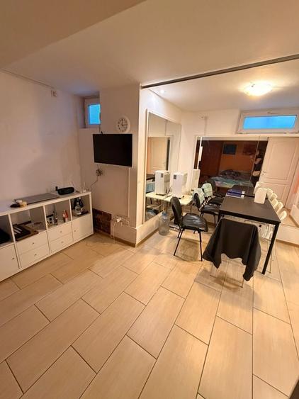 Apartament cu 3 camere în Parcul Carol