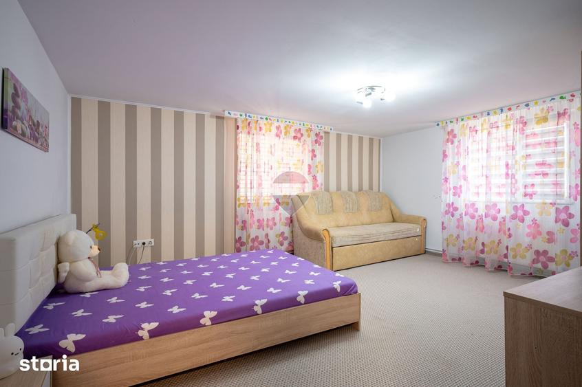 Apartament cu 3 camere în Est
