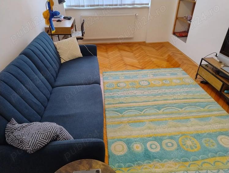 Apartament cu 2 camere decomandat, mobilat în Semicentral