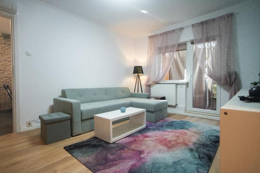 Apartament cu 2 camere decomandat, mobilat în Circumvalațiunii