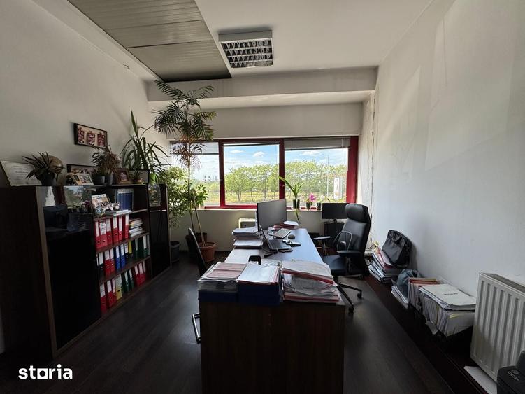Spațiu comercial, de 738 mp, în Iosia