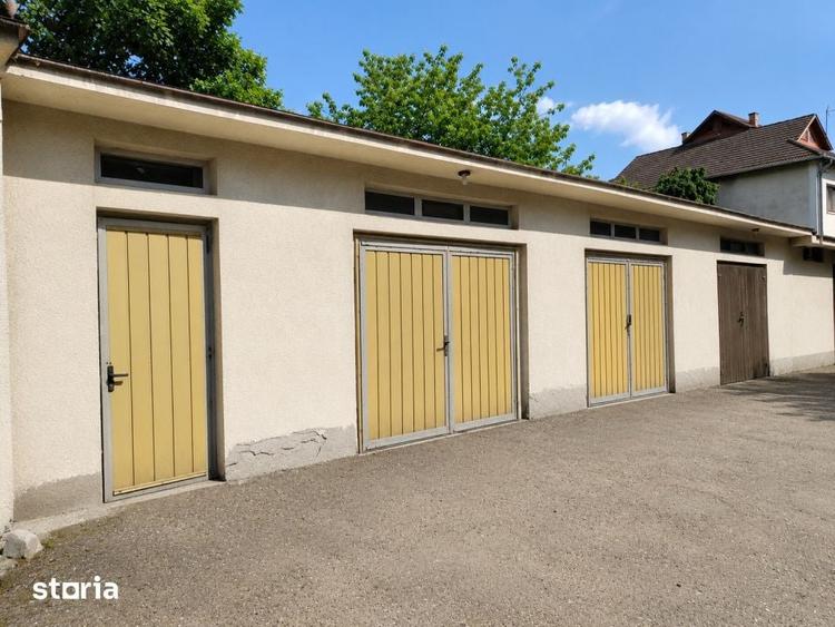 Vila Boutique cu 2 garaje, gradina si piscina - Centrul Orasului ! - 1