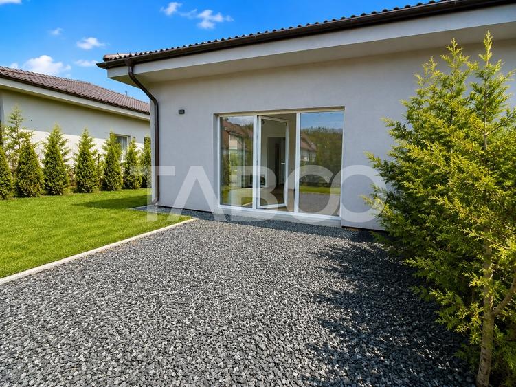 Duplex cu 3 camere cu Canalizare în Tălmaciu