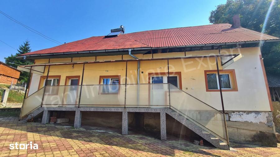 Casă cu 3 camere cu Teren 1112 Mp în Valea Iașului