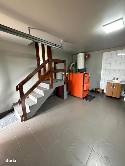 Casă cu 4 camere cu Teren 4300 Mp în Hănțești