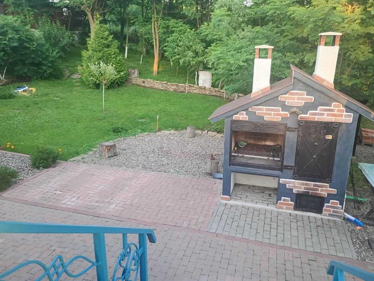 Casă cu 3 camere în Fălticeni