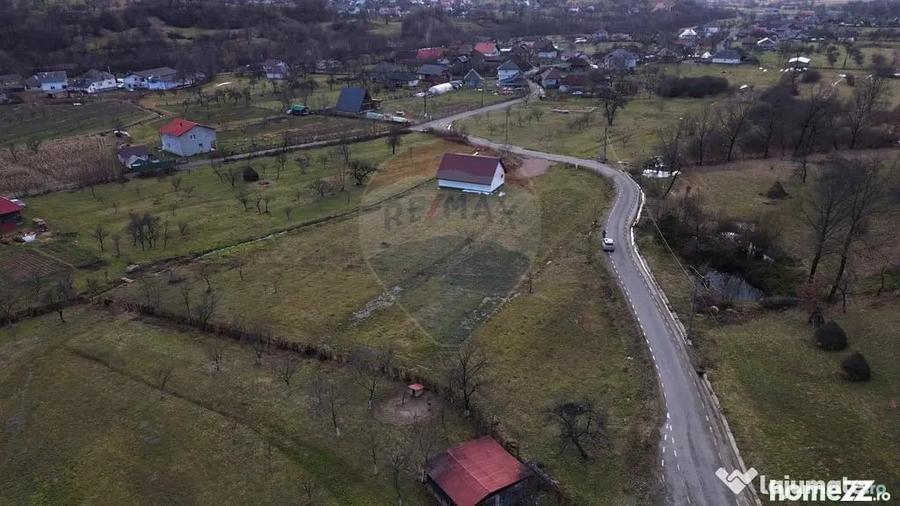 Teren în Șurdești