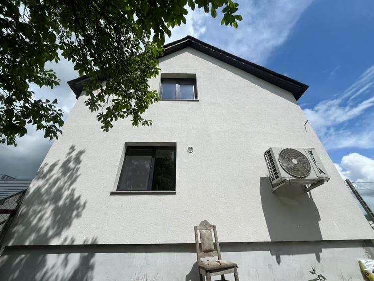 Casă individuală cu 2 camere cu Canalizare în Exterior Vest