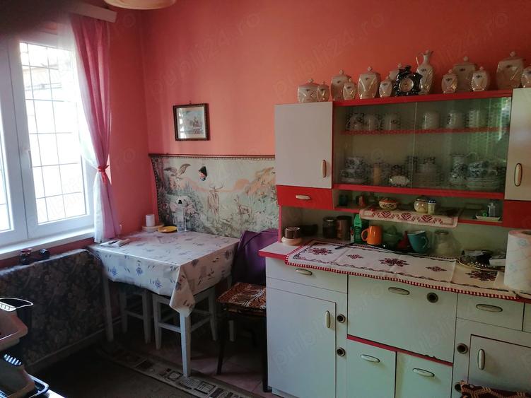 Casă cu 2 camere cu Teren 205 Mp în Central