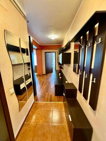 Inchiriez pt UNTOLD apartament 2 camere cu terasa si parcare - 7