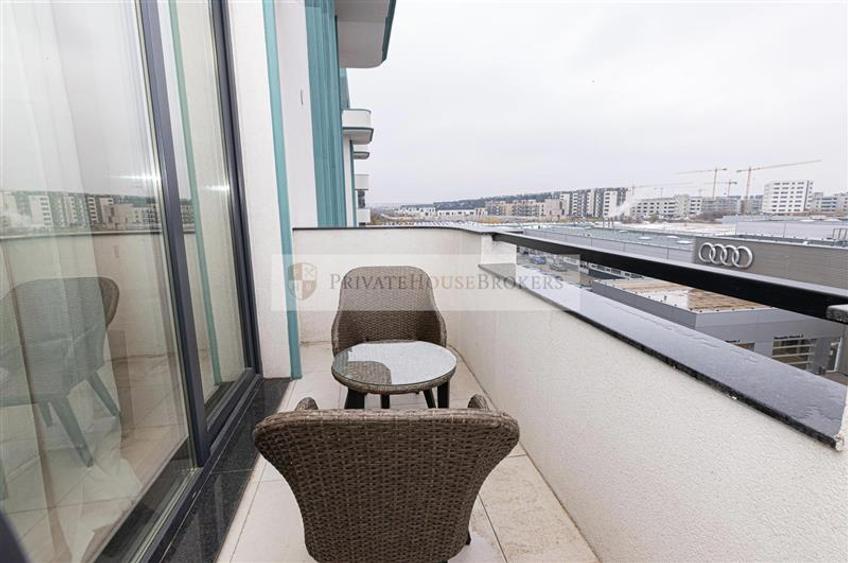 Apartament cu 2 camere semidecomandat, mobilat în Pipera