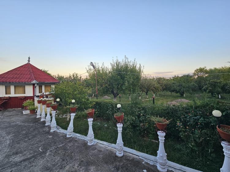 Casă cu 5 camere cu Canalizare în Vulcan
