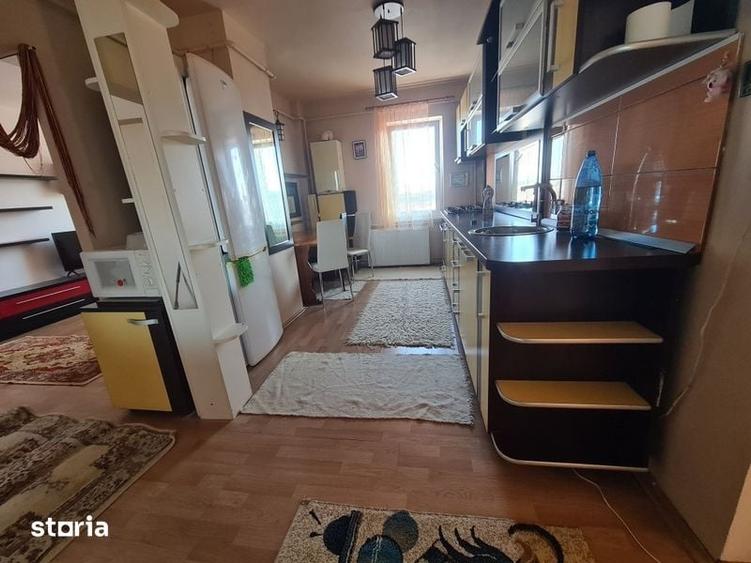 Apartament cu 3 camere în Libertății