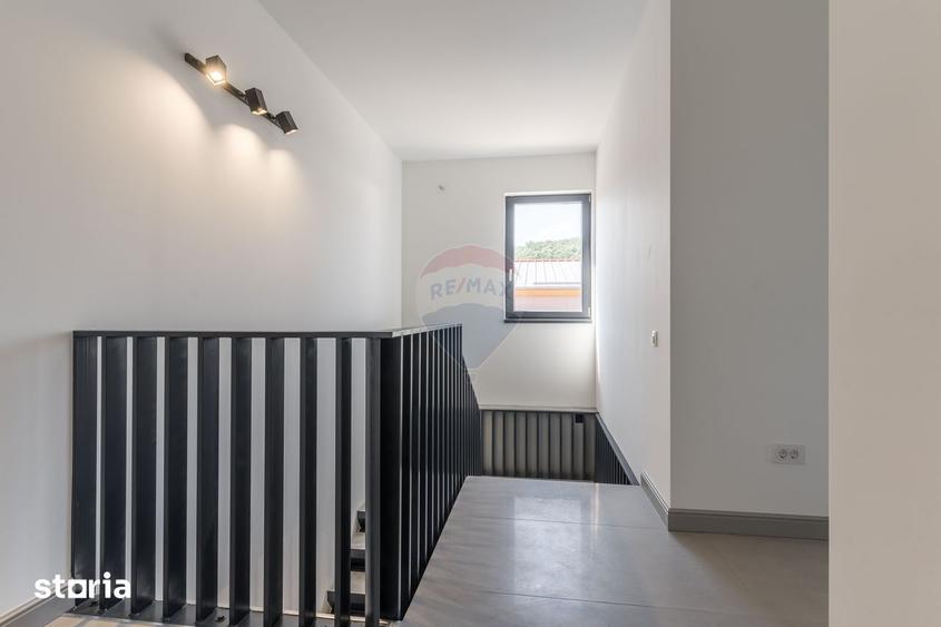 Spațiu comercial, de 600 mp, în Zona industrială