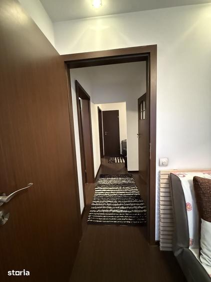 Apartament cu 3 camere decomandat în Titan
