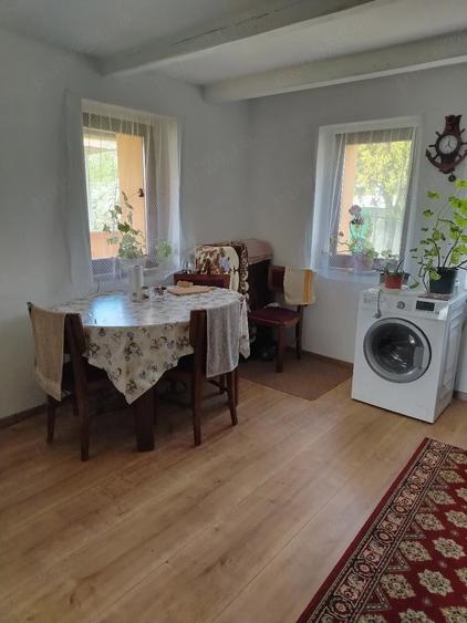 Casă cu Teren 3800 Mp în Rediu