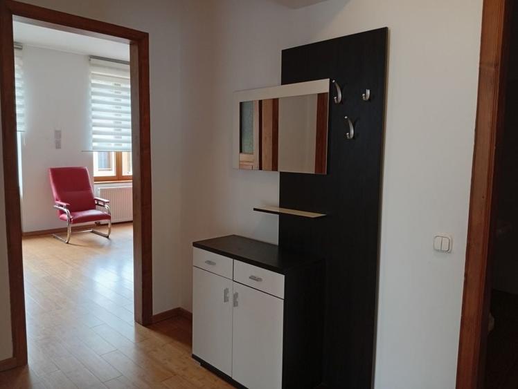 Casă cu 4 camere cu Teren 140 Mp în Lazaret
