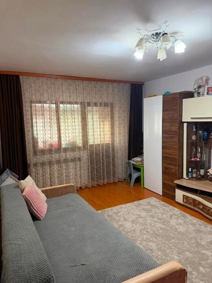 Apartament cu 2 camere decomandat, mobilat în Obor