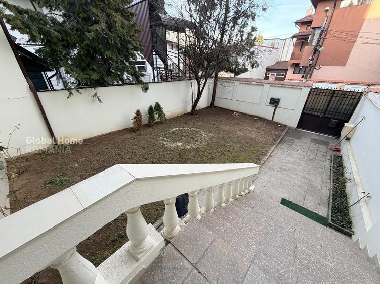 Casă cu 10 camere cu Canalizare în Parcul Carol