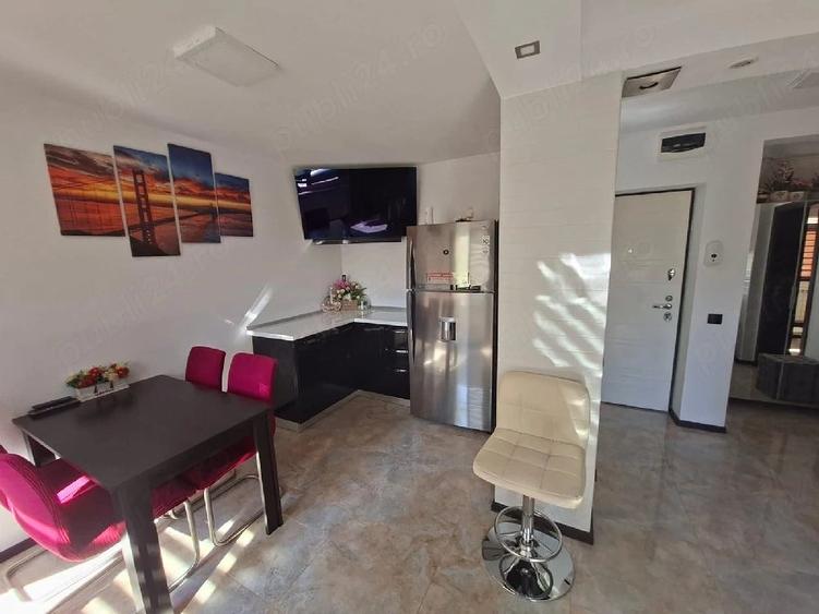 Apartament cu 2 camere semidecomandat în Micro 9