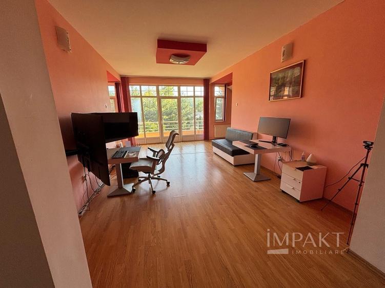 Casă individuală cu 5 camere cu Canalizare în Făget