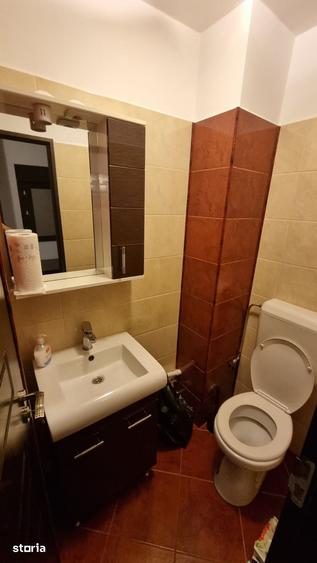 Apartament cu 3 camere în Crângași