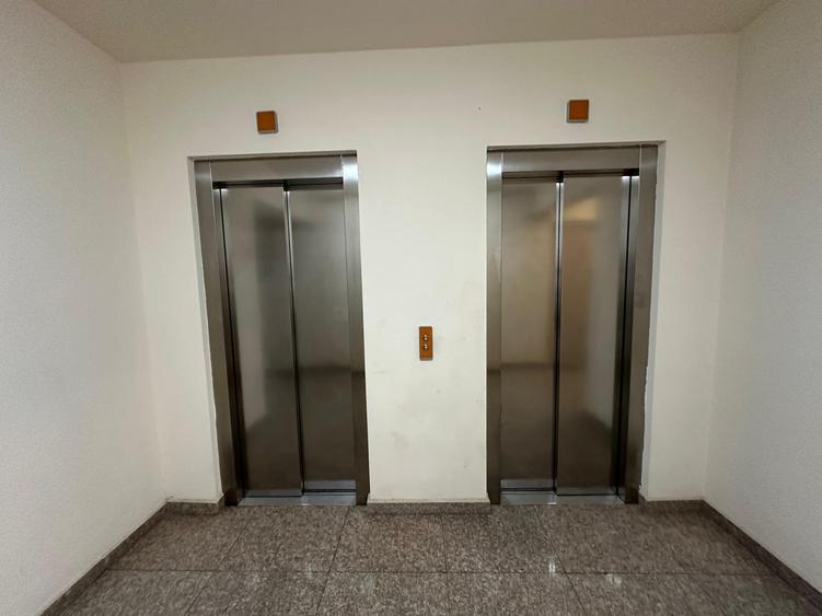 Garsonieră decomandată, mobilată în Lacul Morii