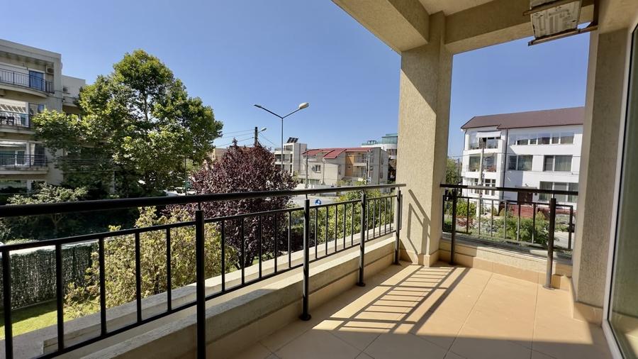 Apartament cu 3 camere decomandat, mobilat în Nord